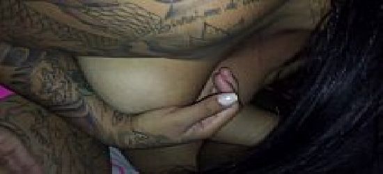 Morena tatuada muito linda fazendo sexo com o namorado caiu na net